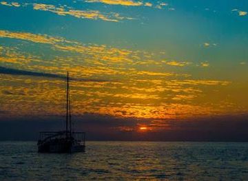 costa-rica/manuel-antonio/attraction/sunset-sails-tours