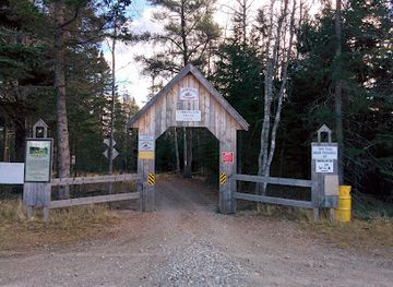 canada/fundy-national-park/attraction/animaland-park