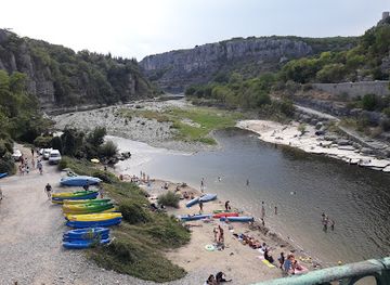 france/ardèche-gorges/attraction/pont-de-balazuc