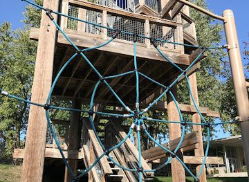 iowa/urbandale/attraction/walker-johnston-park