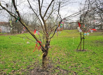 germany/hannover/linden/attraction/schnullerbaum