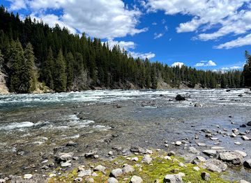 wyoming/yellowstone-national-park/attraction/lehardy-rapids