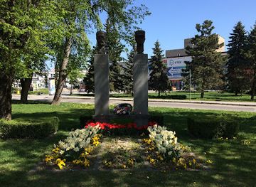 slovakia/kosice/attraction/memorial-to-tg-masaryk-and-m-r-stefanik