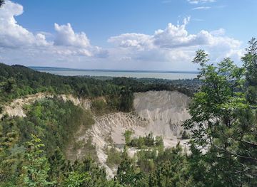 hungary/western-transdanubia/attraction/big-meadow