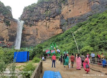 india/bihar/attraction/tutla-bhawani-waterfall