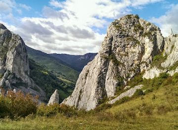 romania/alba/attraction/cheile-manastirii