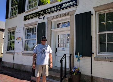 maine/kennebunkport/attraction/brick-store-museum