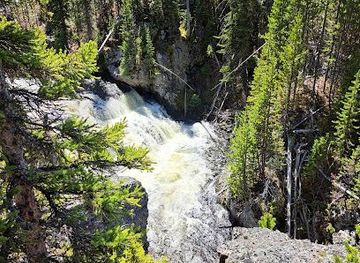 montana/yellowstone-national-park/attraction/kepler-cascades