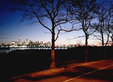 new-jersey/hoboken/attraction/liberty-state-park-office
