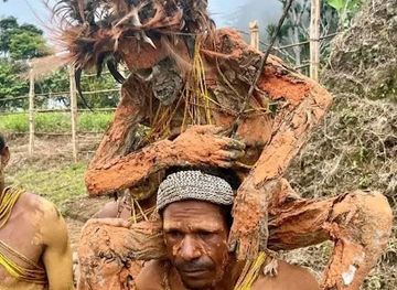 papua-new-guinea/central-province/attraction/smoked-mummies-site-angabena