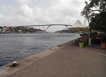 curacao/groot-kwartier/attraction/st-anna-bay