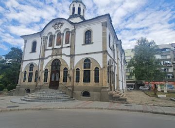bulgaria/gabrovo/attraction/church-uspenie-bogorodichno