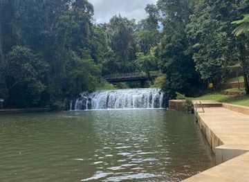 australia/cairns/attraction/waterfall-wanderers