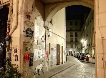 france/versailles/attraction/passage-des-abbesses