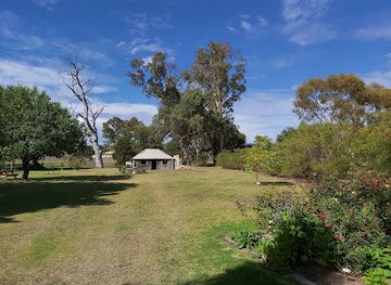 australia/limestone-coast/attraction/sharam-cottages