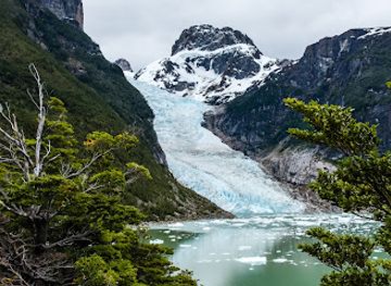 argentina/eastern-argentina/attraction/mirador-serrano-glacier
