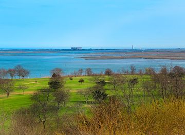 new-york/long-island/attraction/norman-j-levy-park-preserve