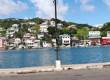 seychelles/victoria/attraction/the-carenage