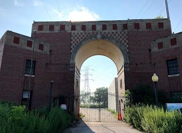indiana/southeast-indiana/attraction/illinois-indiana-boundary-marker