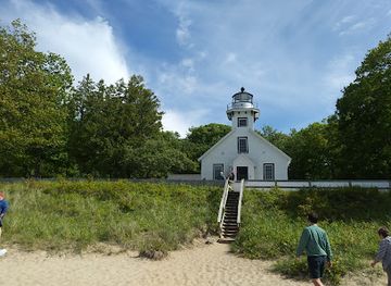 michigan/southeast-michigan/attraction/mission-point-lighthouse
