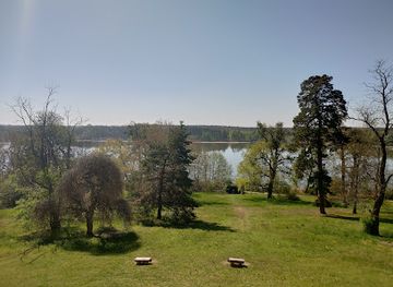 czechia/palava/attraction/rybnicni-zamecek