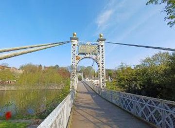 united-kingdom/liverpool/attraction/queens-park-bridge