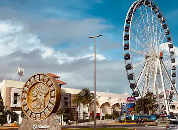 Ferris Wheel Cancun
