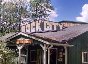 new-york/southern-tier/attraction/rock-city-park
