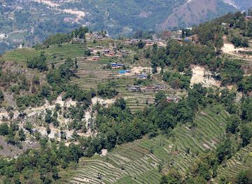 nepal/poon-hill/attraction/lamo-chhaharo-jalajala-waterfall