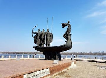 ukraine/kyiv/attraction/navodnitsky-park