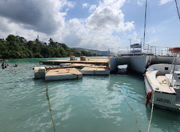 jamaica/north-coast/attraction/mahogany-beach