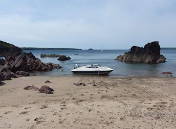 united-kingdom/pembrokeshire/attraction/kilroom-st-thomas-bay