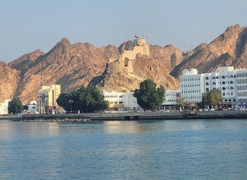 oman/muscat/muttrah/attraction/mutrah-beach
