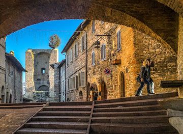 italy/assisi/attraction/porta-san-giacomo