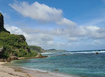 guam/umatac-bay/attraction/taga-chang-beach