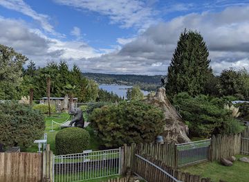 washington/western-washington/attraction/cougar-mountain-zoo