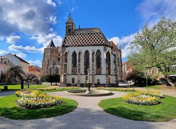 slovakia/kosice/attraction/fontana-pri-kaplnke-sv-michala