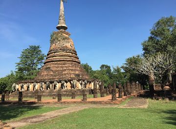thailand/sukhothai/attraction/wat-chang-lom