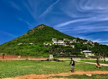 india/visakhapatnam/rushikonda-beach/attraction/rushikonda-hill