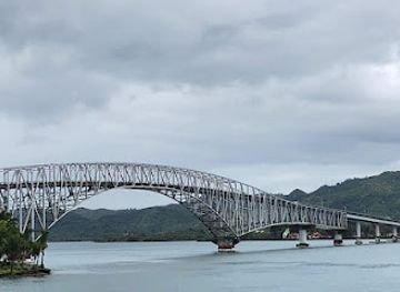 philippines/eastern-visayas/attraction/san-juanico-bridge