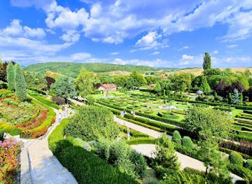 romania/hunedoara/attraction/i-giardini-di-zoe
