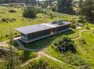 chile/pichilemu/attraction/olas-de-chile-ecocamp