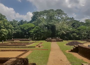 sri-lanka/kurunegala-district/attraction/panduwasnuwara-kingdom