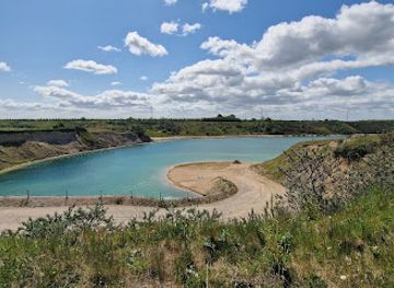 denmark/roskilde/attraction/lynghoj-lake