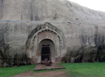 india/bihar/attraction/barabar-caves