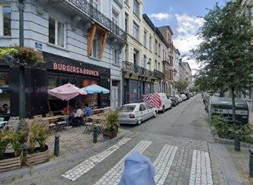 belgium/louvain-la-neuve/attraction/pl-du-jardin-aux-fleurs-1