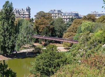 france/versailles/attraction/parc-des-buttes-chaumont