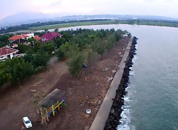 indonesia/semarang/attraction/marina-beach