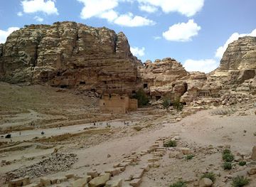 jordan/southern-jordan-valley/attraction/byzantine-church-petra