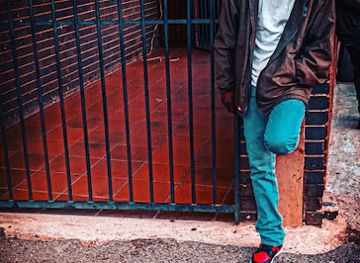 zimbabwe/matabeleland-south/attraction/bambata-cave